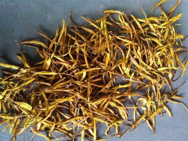 黄花菜烘干