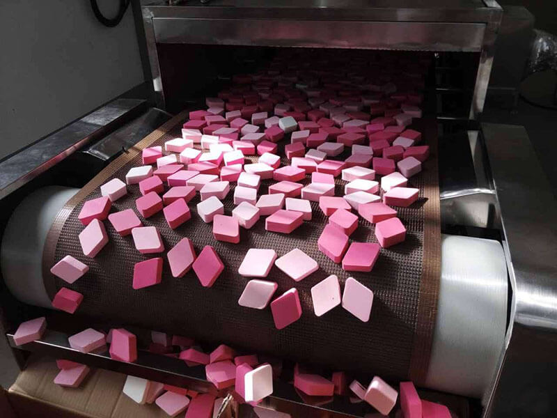 海绵微波烘干设备